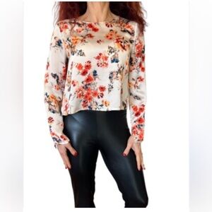 524 ZARA BASIC Floral Long Sleeve Blouse | Size M